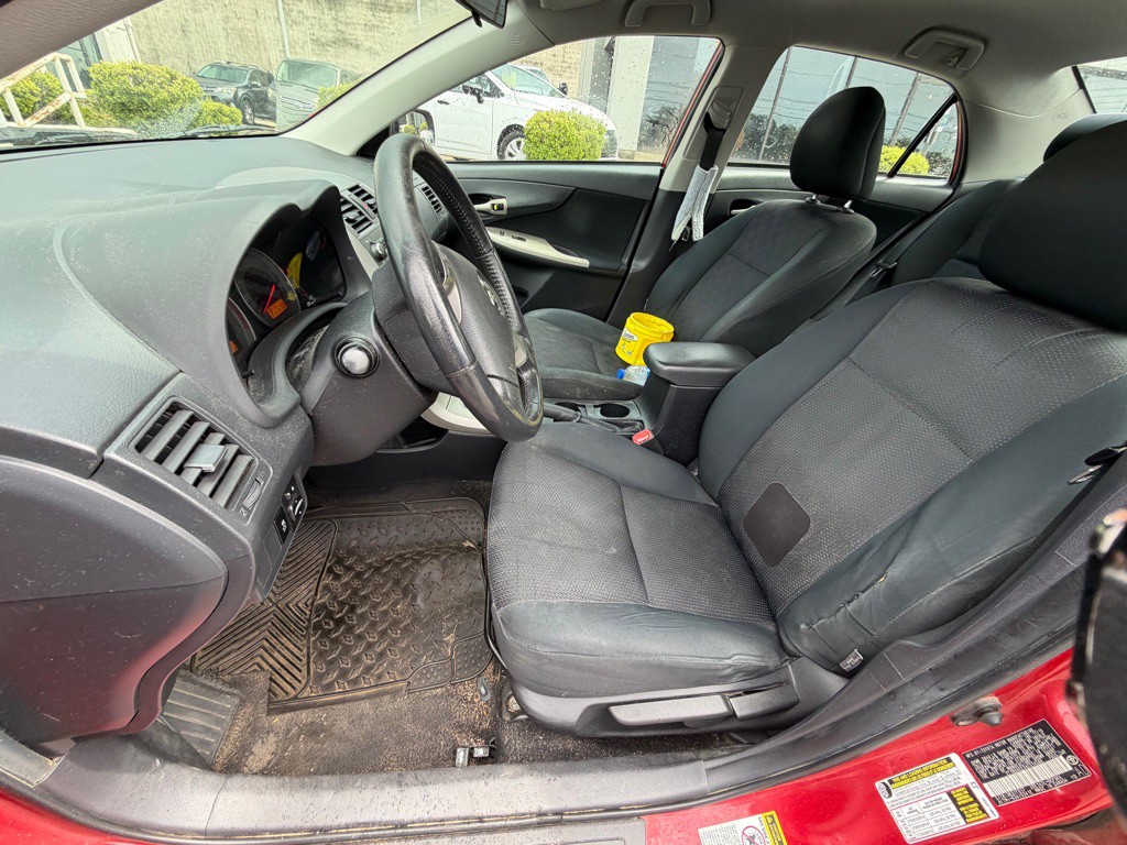 2010 Toyota Corolla Image 4