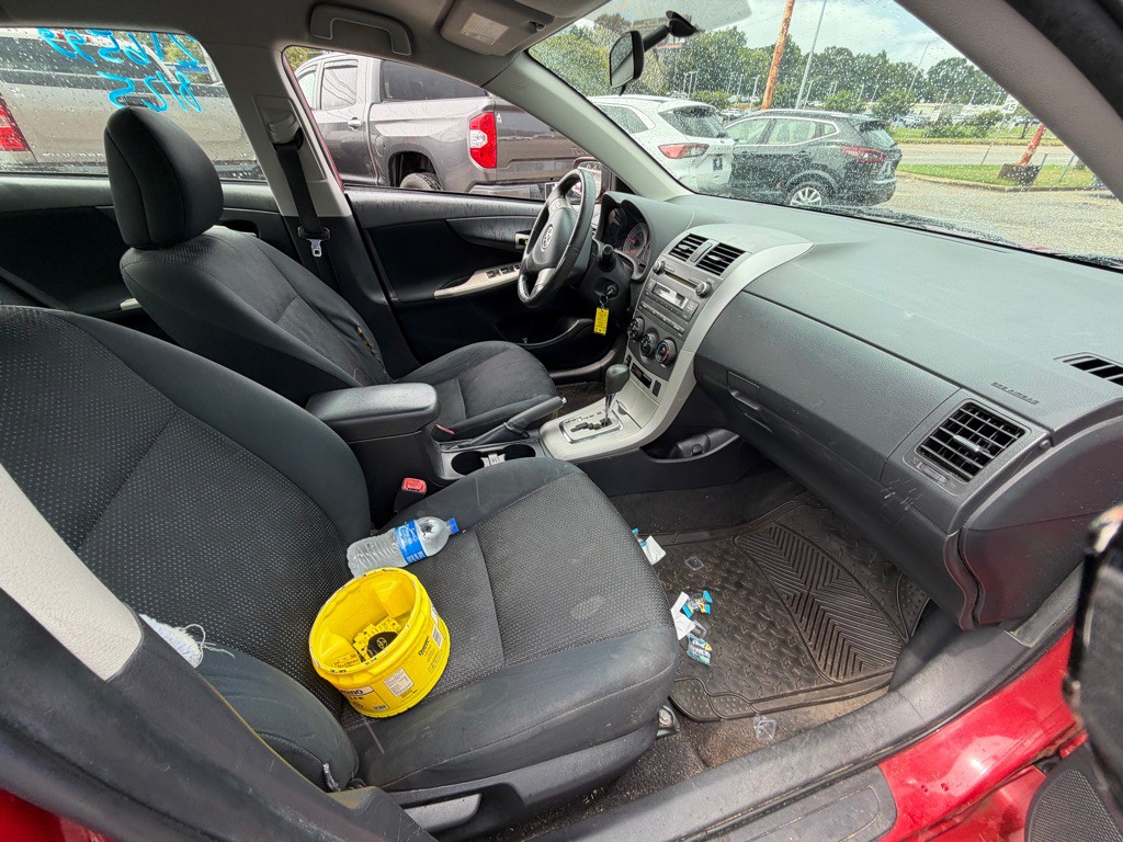 2010 Toyota Corolla Image 13