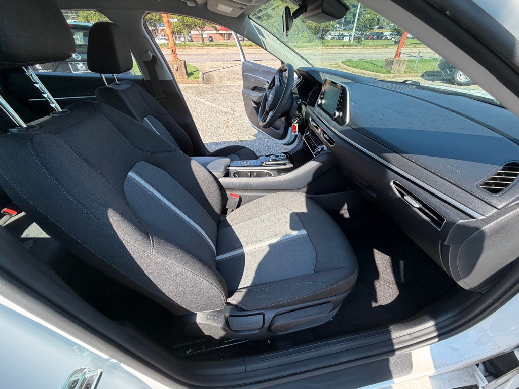 2021 Hyundai Sonata Image 8