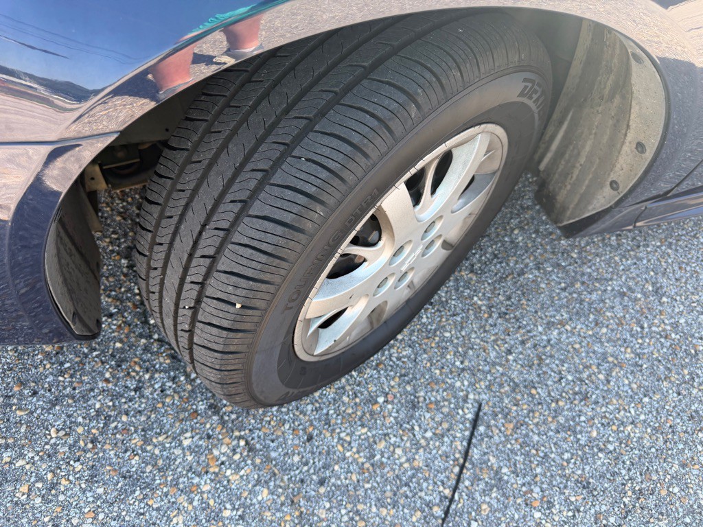 2009 Chevrolet Impala Image 2