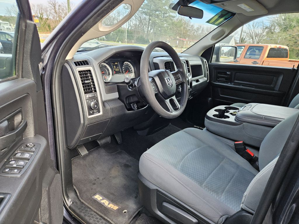 2017 RAM 1500 Image 7