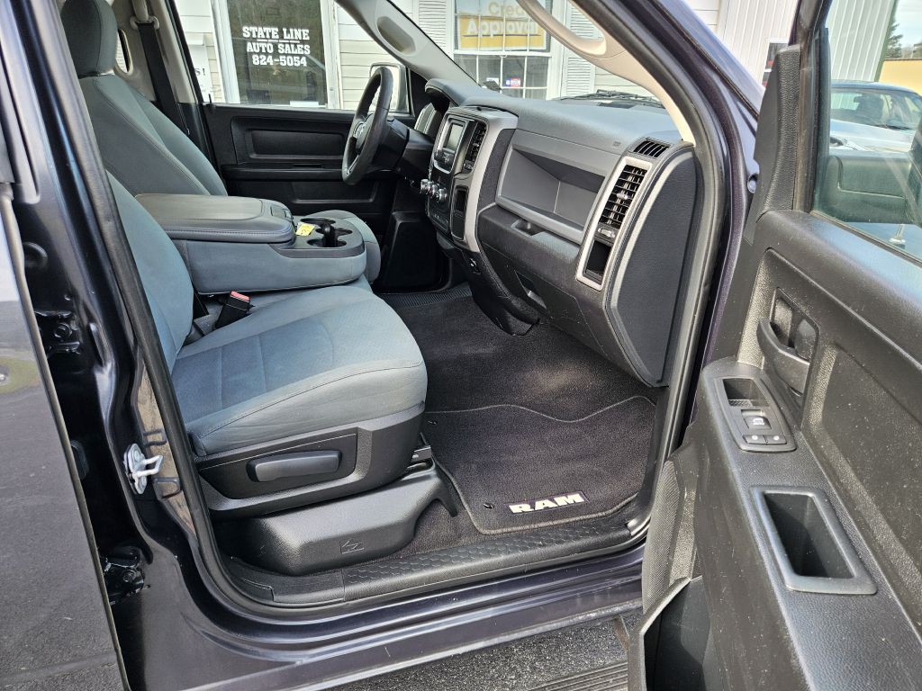 2017 RAM 1500 Image 8