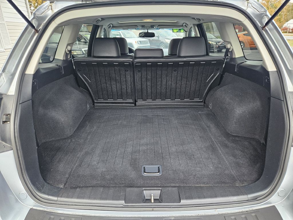 2014 Subaru Outback Image 9