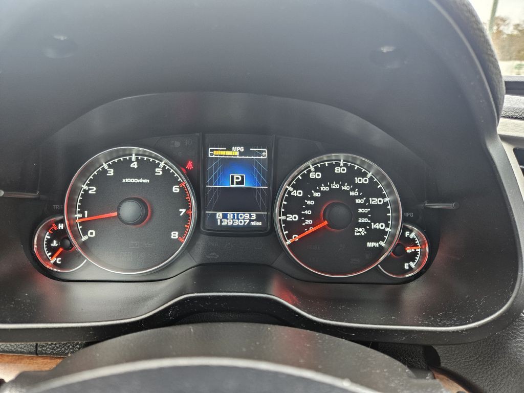 2014 Subaru Outback Image 10