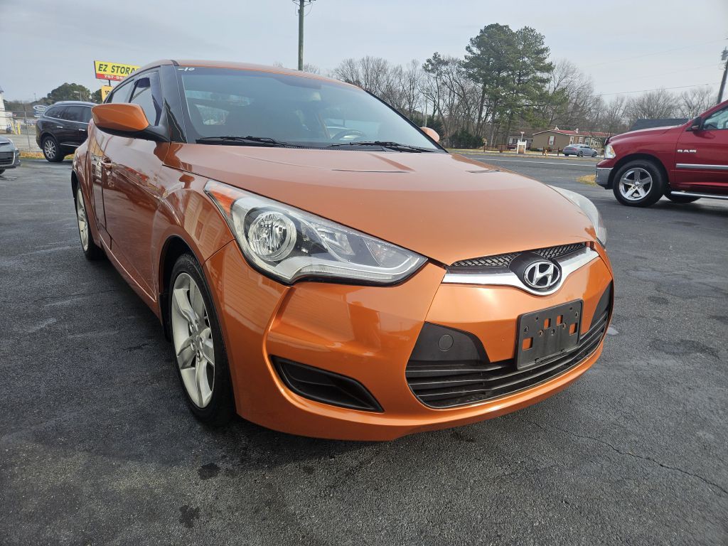 2012 Hyundai Veloster Image 3