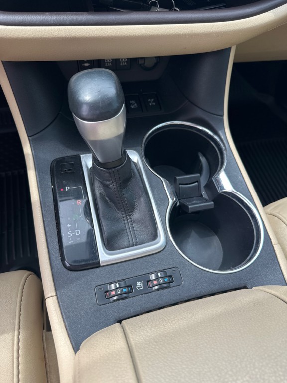 2019 Toyota Highlander Image 23