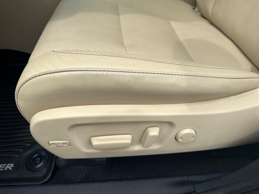 2019 Toyota Highlander Image 26