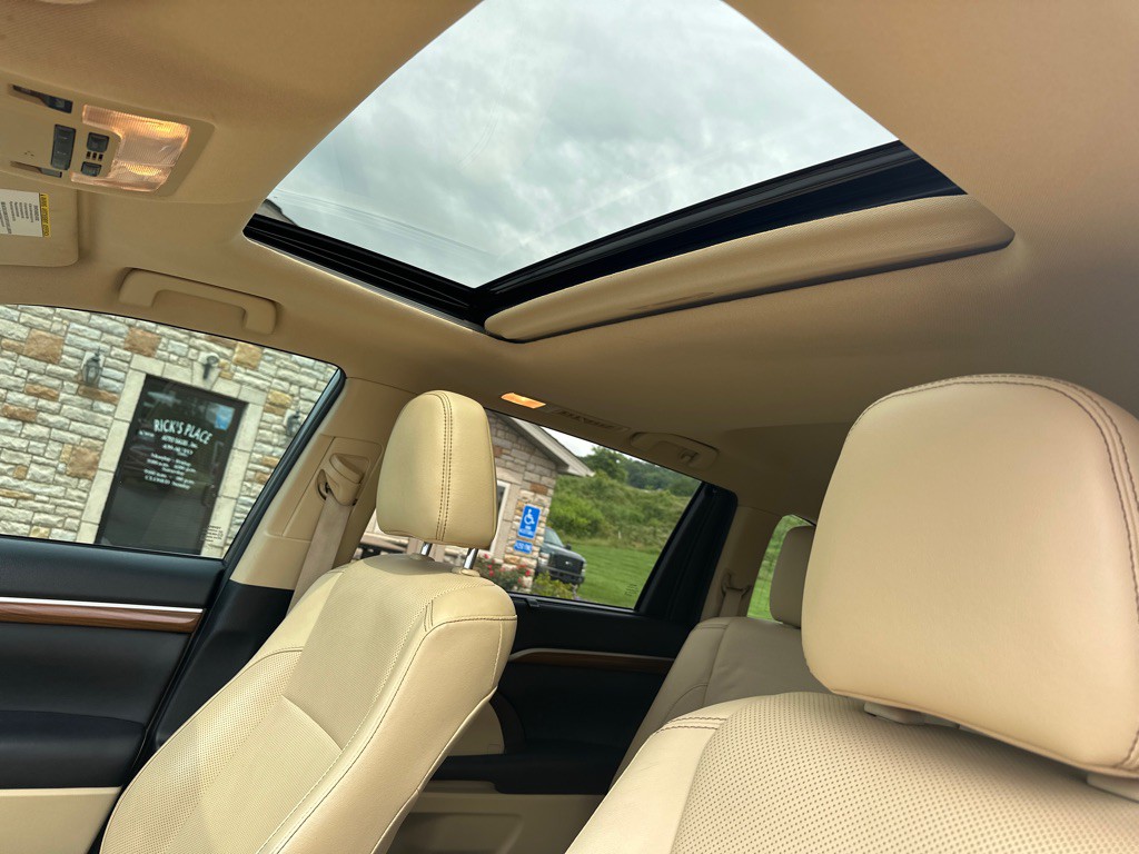 2019 Toyota Highlander Image 34