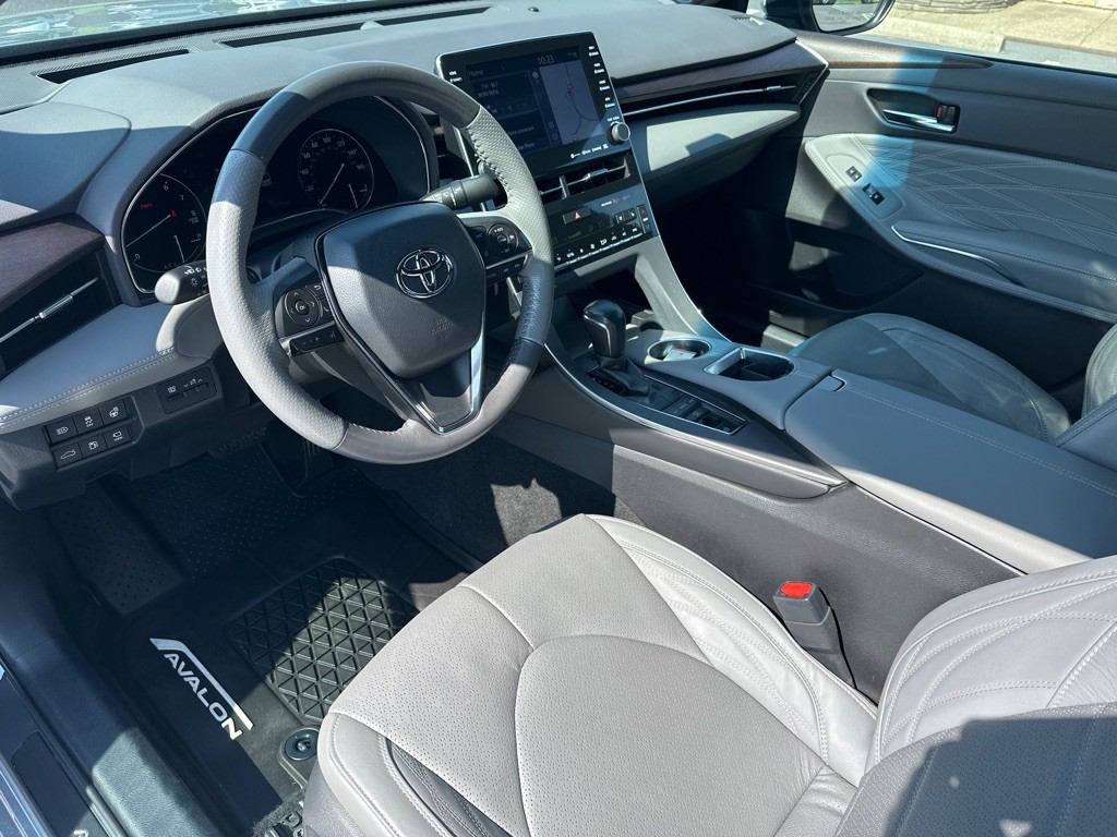 2021 Toyota Avalon Image 11