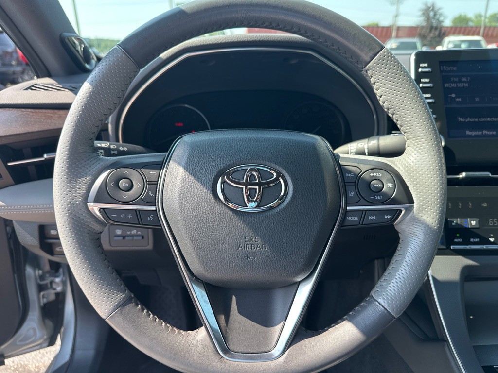 2021 Toyota Avalon Image 12