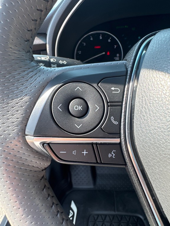 2021 Toyota Avalon Image 13