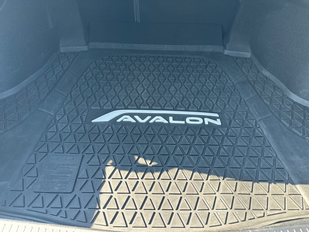 2021 Toyota Avalon Image 32