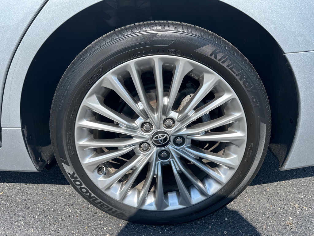 2021 Toyota Avalon Image 33