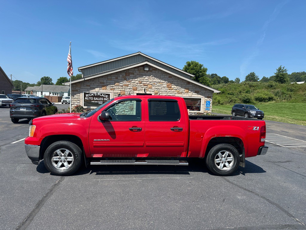 2012 GMC Sierra Image 2