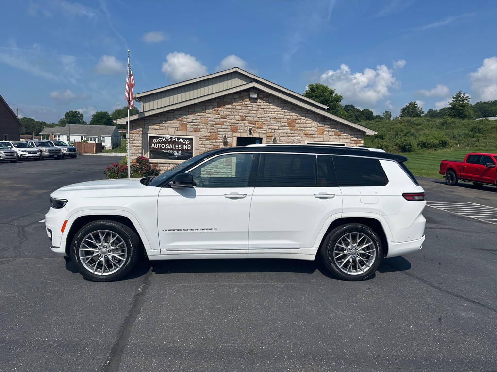 2024 Jeep Grand Cherokee Image 2