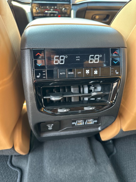 2024 Jeep Grand Cherokee Image 34