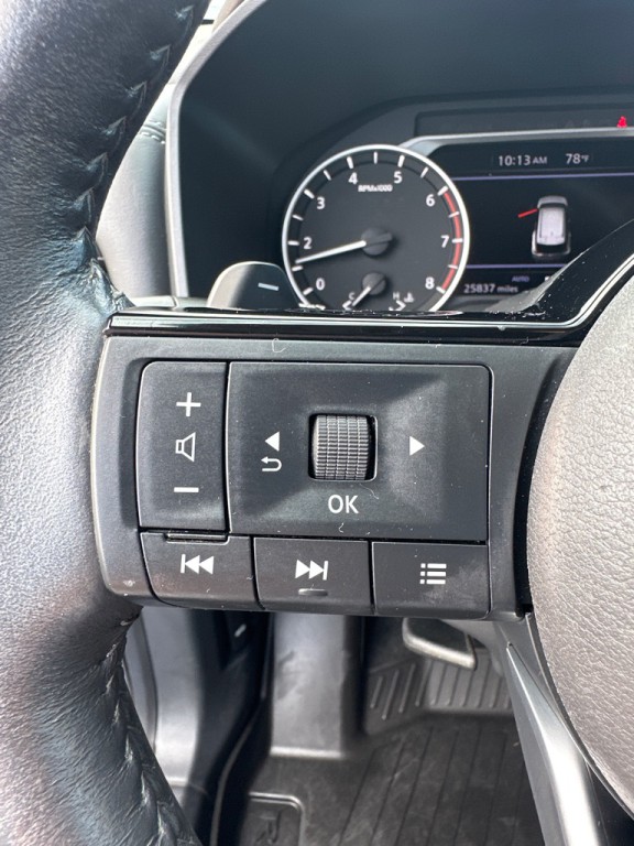 2023 Nissan Rogue Image 13