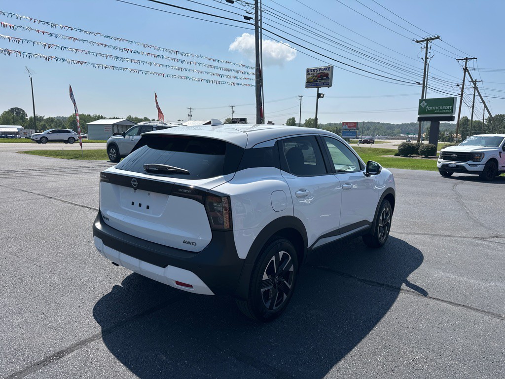 2025 Nissan Kicks Image 5