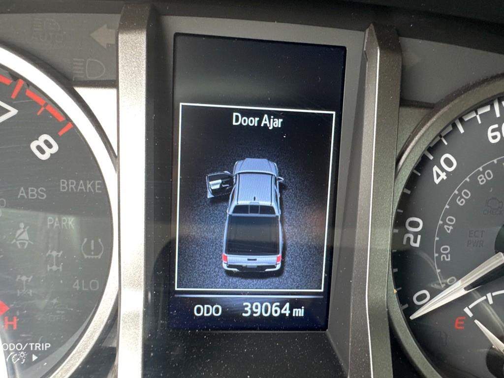 2023 Toyota Tacoma Image 16