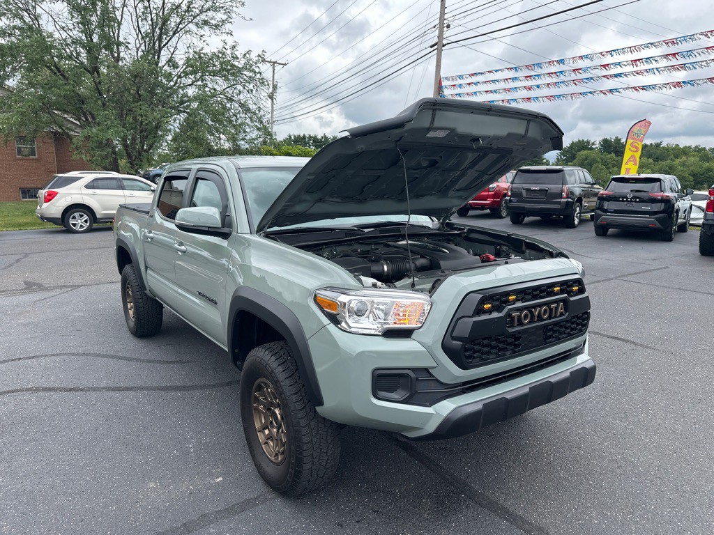 2023 Toyota Tacoma Image 35