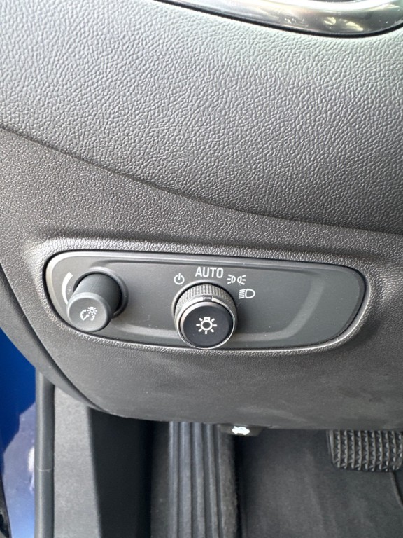 2022 Chevrolet Equinox Image 12