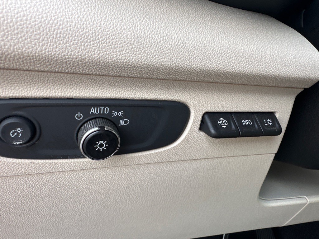 2021 Buick Envision Image 12