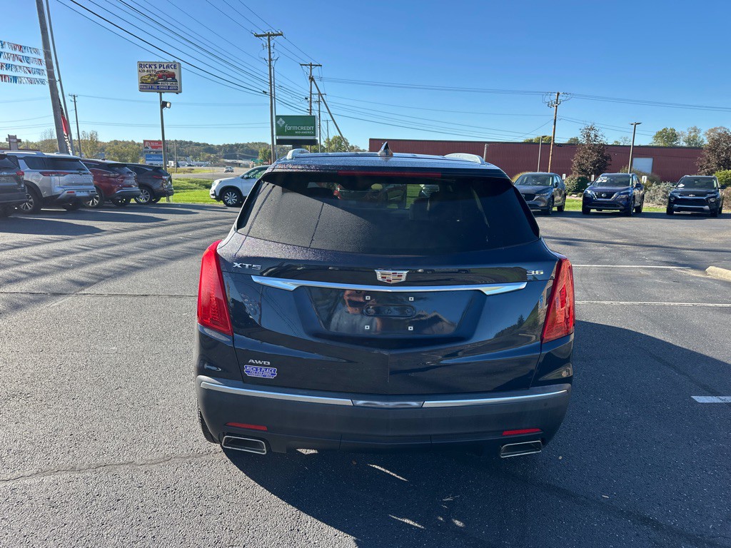 2017 Cadillac XT5 Image 4