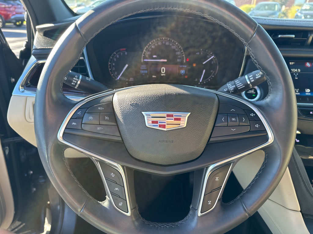 2017 Cadillac XT5 Image 12