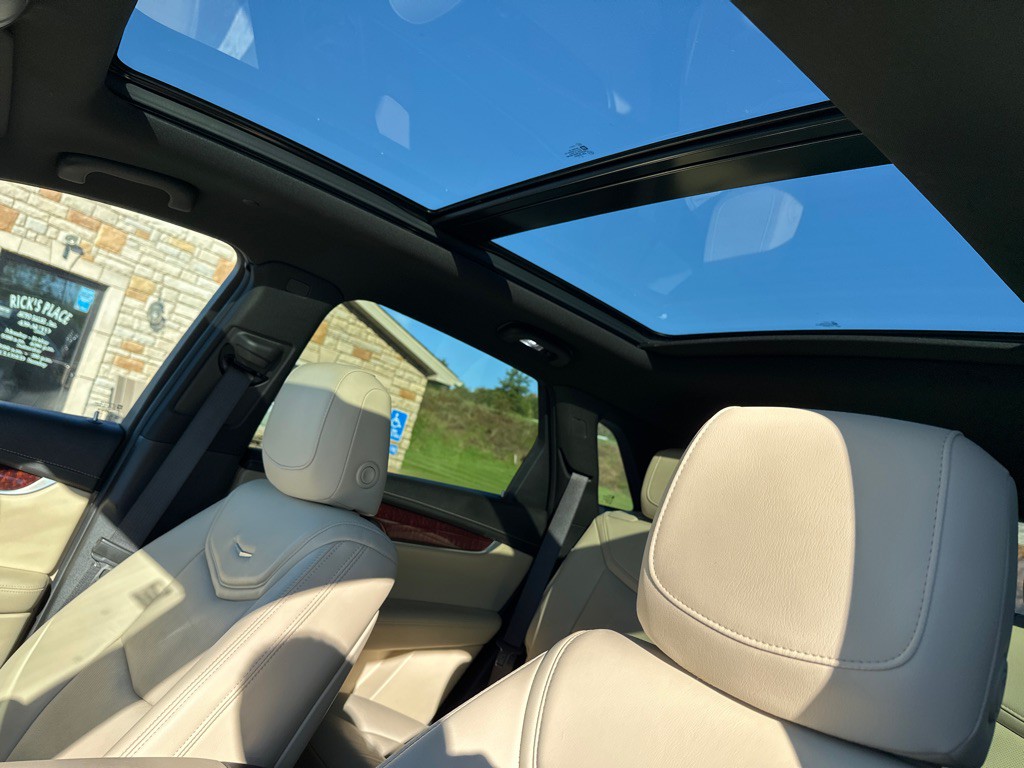 2017 Cadillac XT5 Image 29