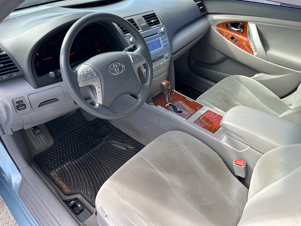 2009 Toyota Camry Image 10