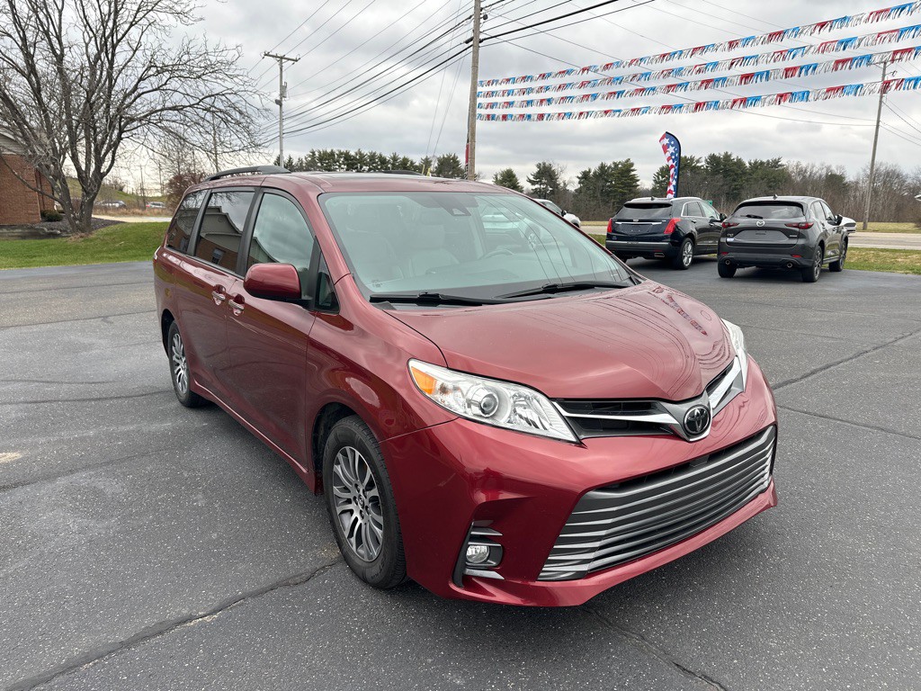 2019 Toyota Sienna Image 7