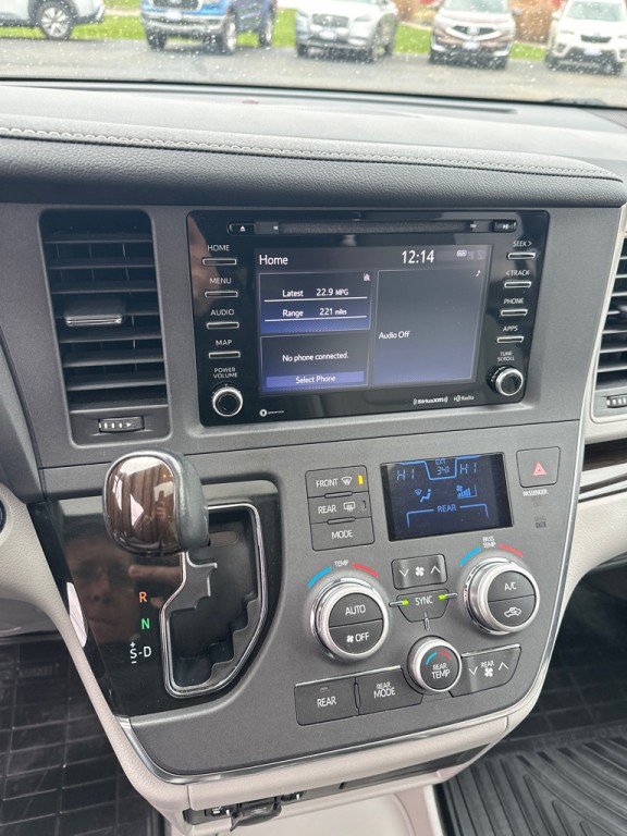 2019 Toyota Sienna Image 17
