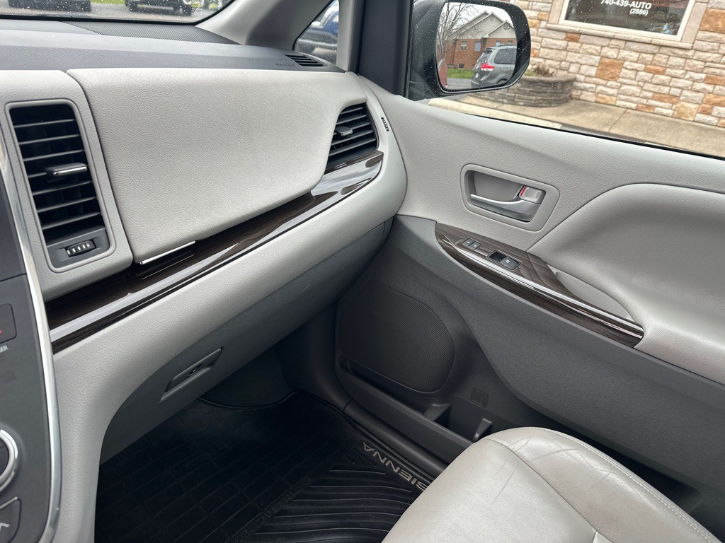 2019 Toyota Sienna Image 22