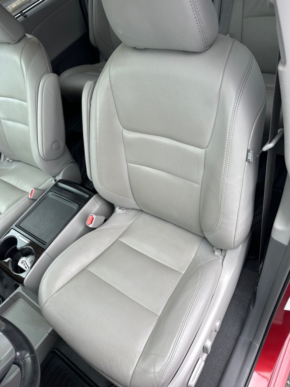 2019 Toyota Sienna Image 24