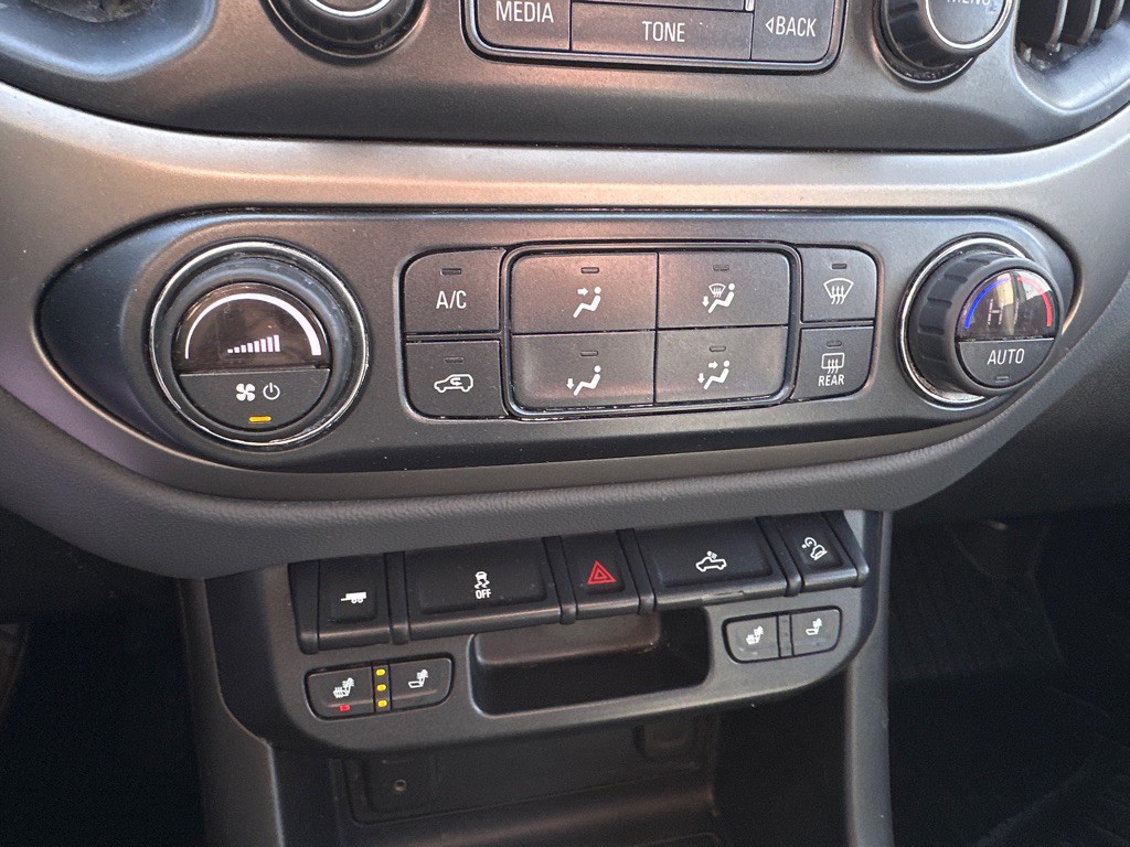 2018 Chevrolet Colorado Image 18