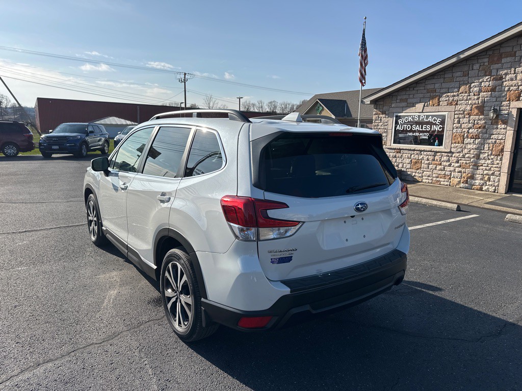 2020 Subaru Forester Image 3