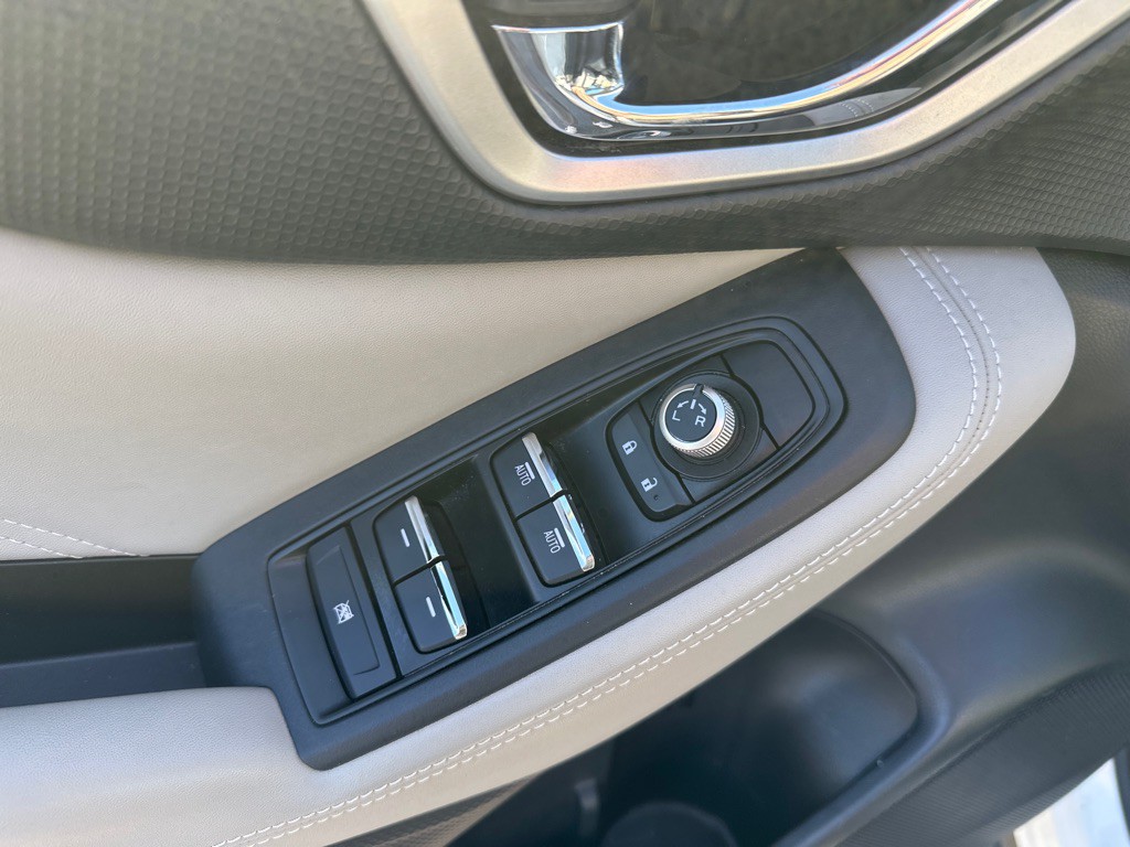 2020 Subaru Forester Image 10