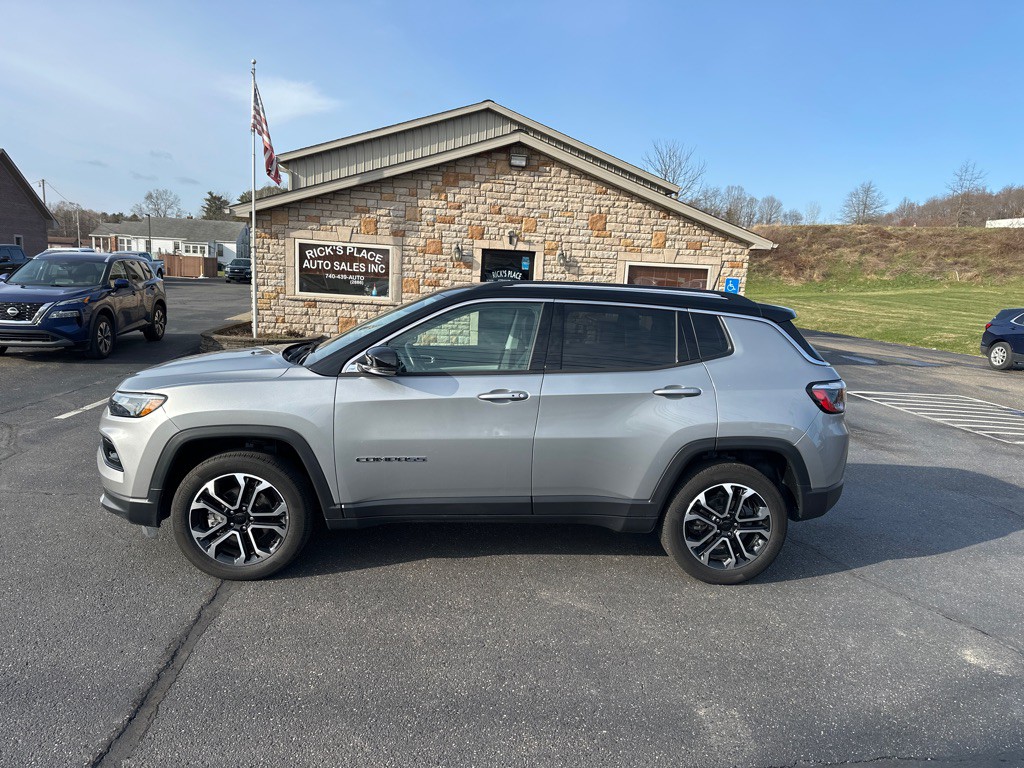 2022 Jeep Compass Image 2