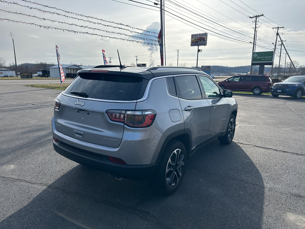 2022 Jeep Compass Image 5