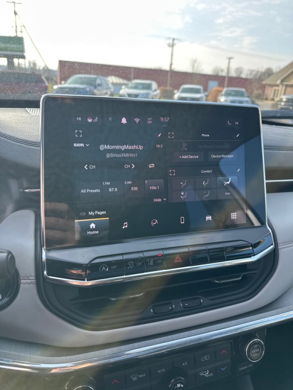 2022 Jeep Compass Image 16