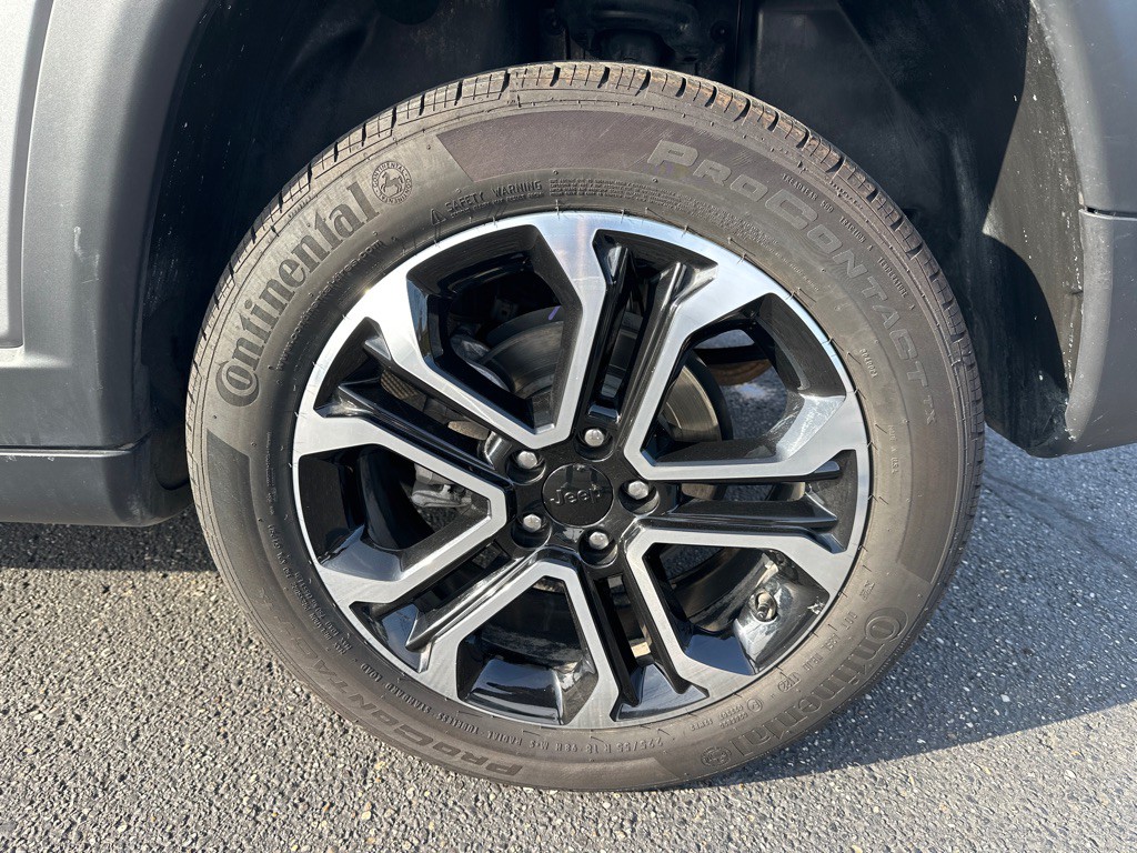 2022 Jeep Compass Image 29