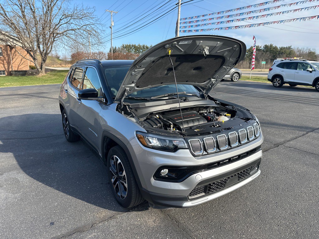2022 Jeep Compass Image 30