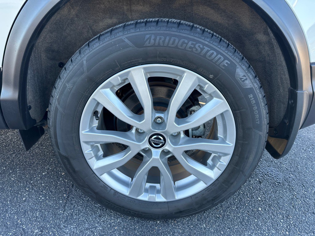 2022 Nissan Rogue Image 30