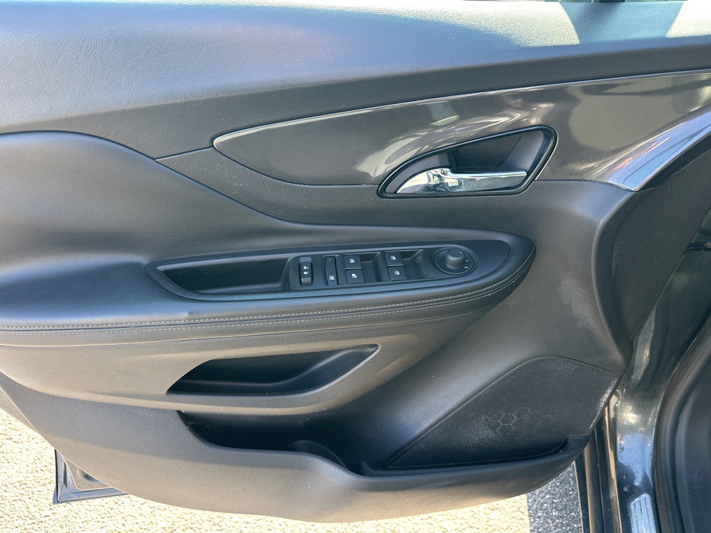 2018 Buick Enclave Image 9