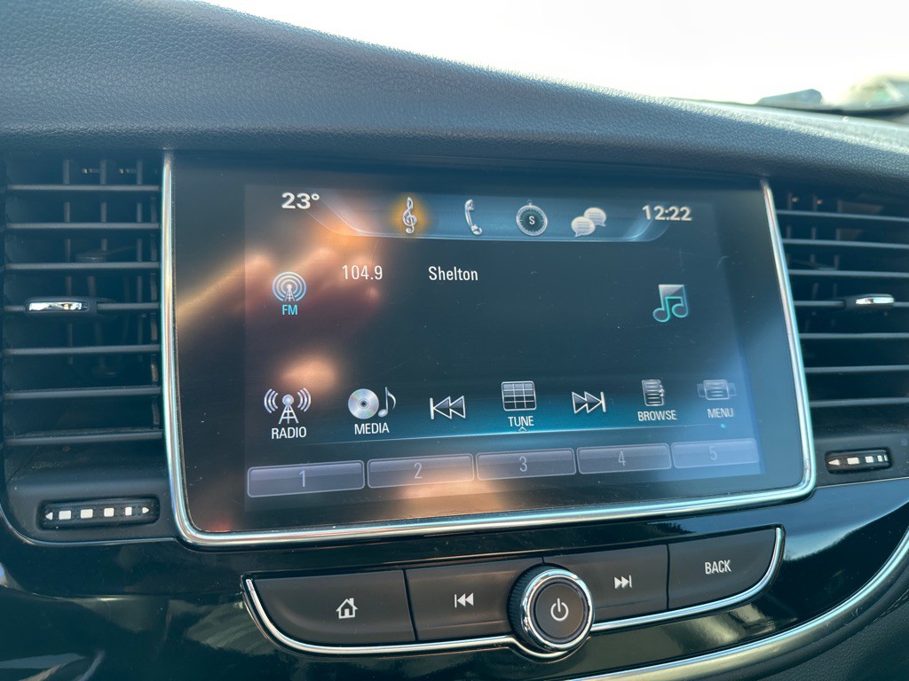 2018 Buick Enclave Image 17