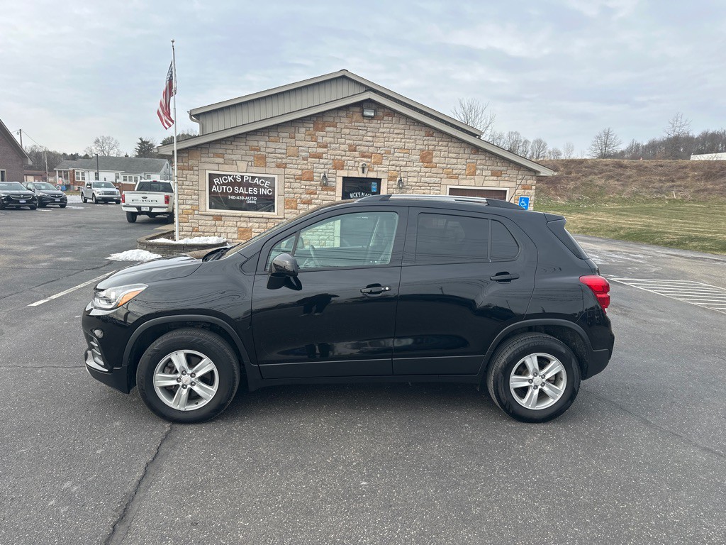 2021 Chevrolet Trax Image 2