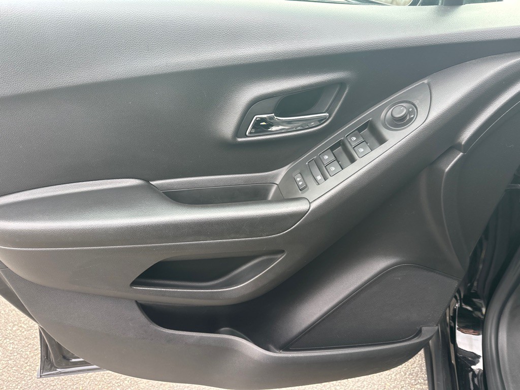 2021 Chevrolet Trax Image 9