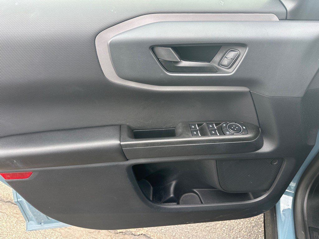 2023 Ford Bronco Image 9