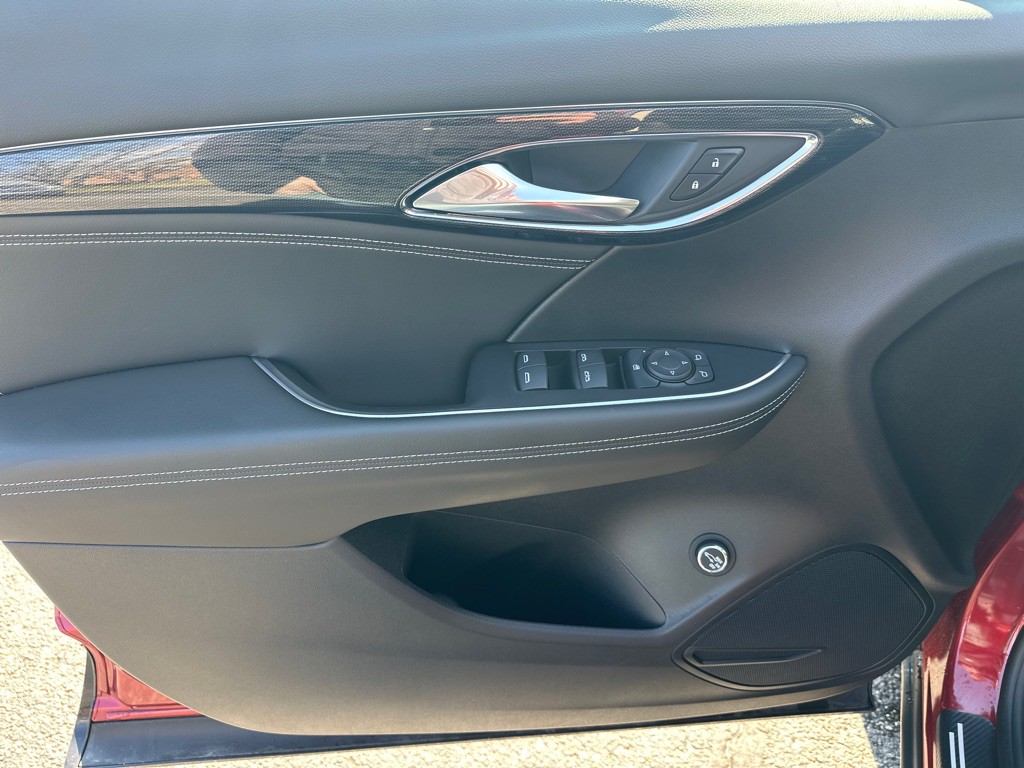 2023 Buick Envision Image 9