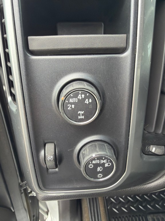 2014 Chevrolet Silverado 1500 Image 12